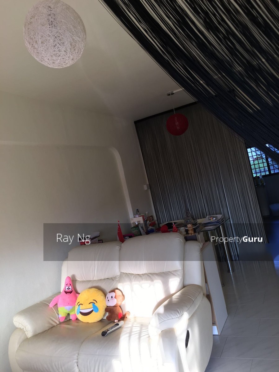 Yishun Street 72 thumbnail photo